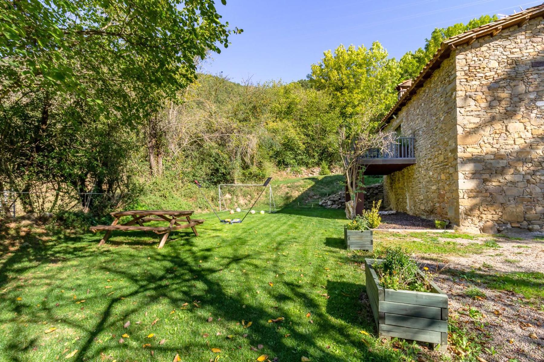 M De Puigsec Mas Rural Al Ripolles Vila Girona Exterior foto